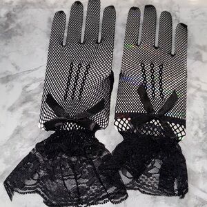 Black lace gloves